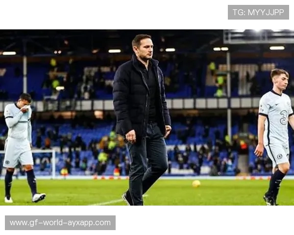 切尔西状态不佳，2-2平卡拉巴赫，未能全取三分，切尔西 巴巴