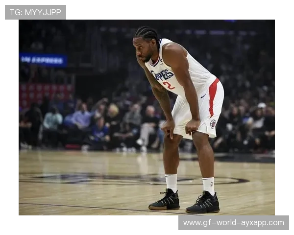 伦纳德补篮命中，快船在主场赢得硬仗